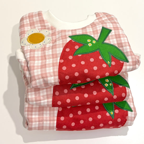quilted STRAWBERRY baggy sweater