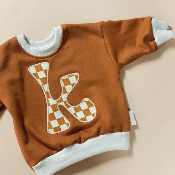 caramel CUSTOM LETTER SWEATER pre-order
