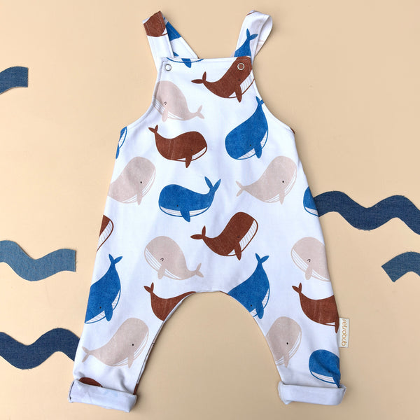 happy WHALE knit overalls