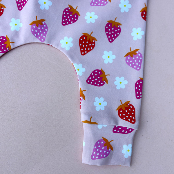 Berry blossom baby leggings