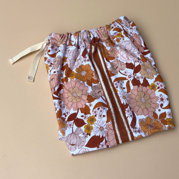 Cinnamon floral side stripe shorts