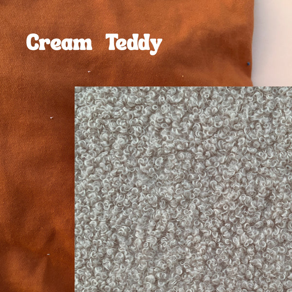 caramel CUSTOM LETTER SWEATER pre-order
