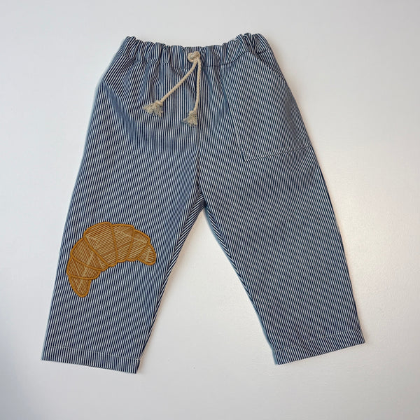 Croissant denim pants