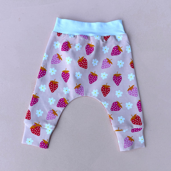 Berry blossom baby leggings