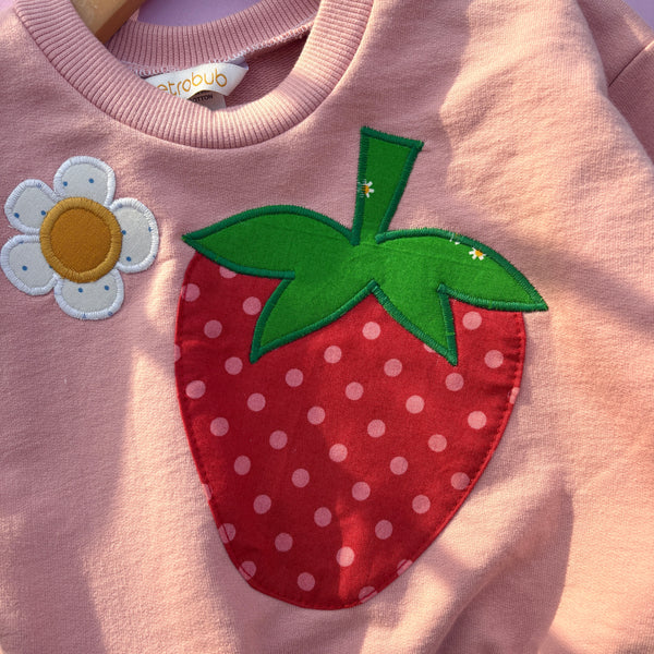 STRAWBERRY baggy jumper