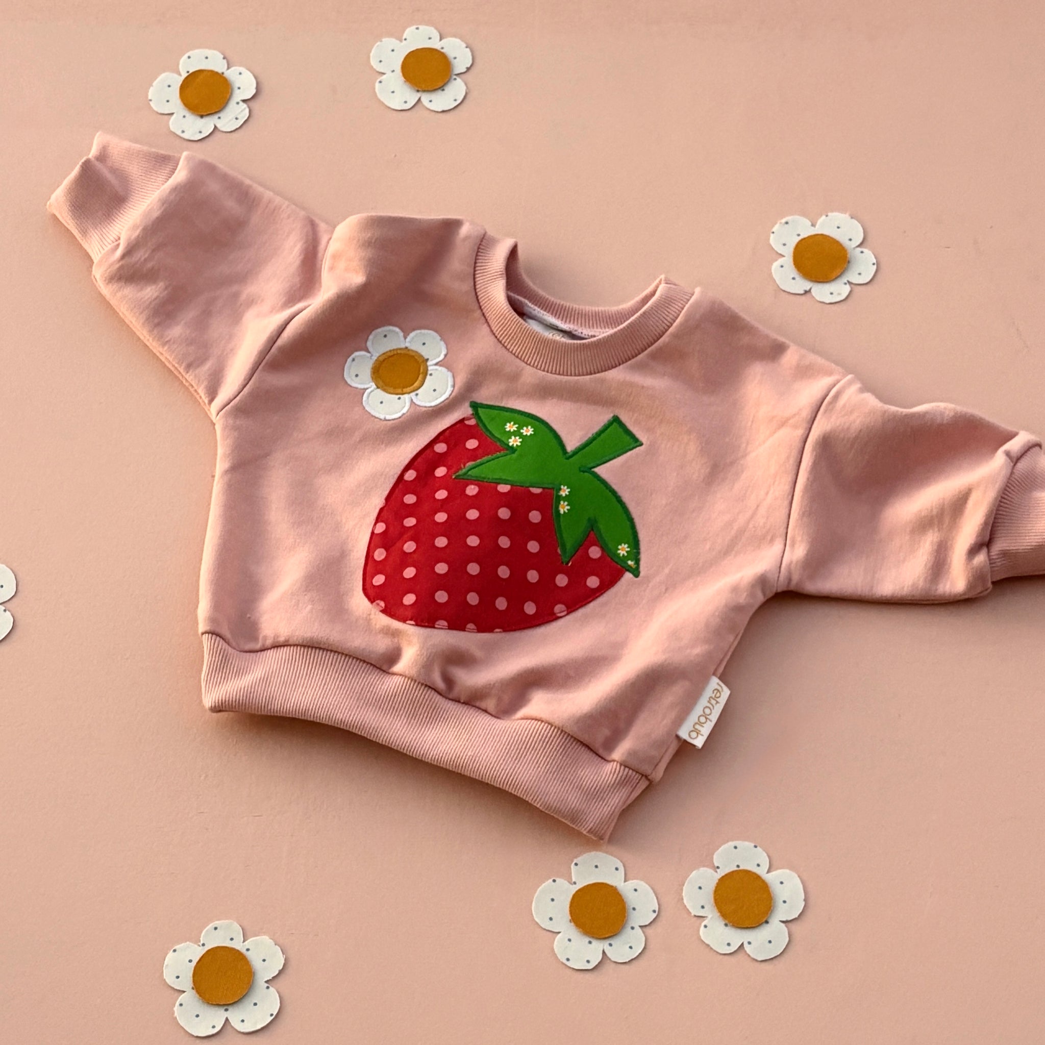 STRAWBERRY baggy jumper