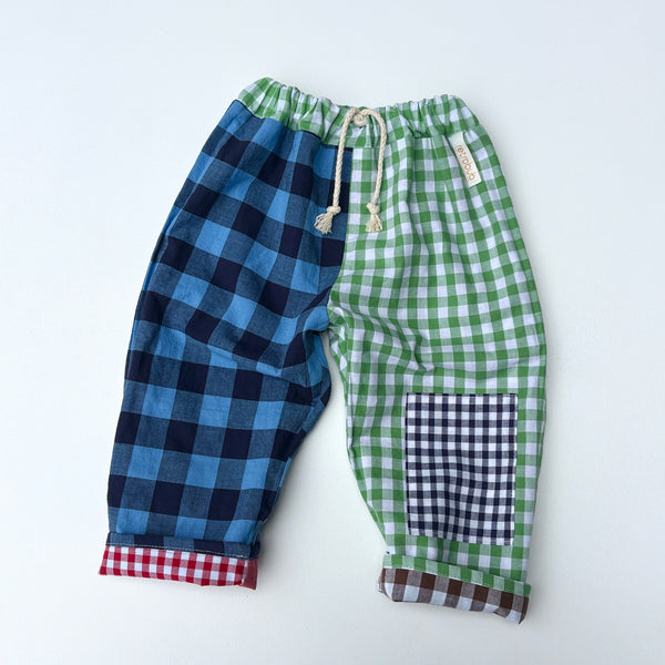 REVERSIBLE play pants -size 2 checks