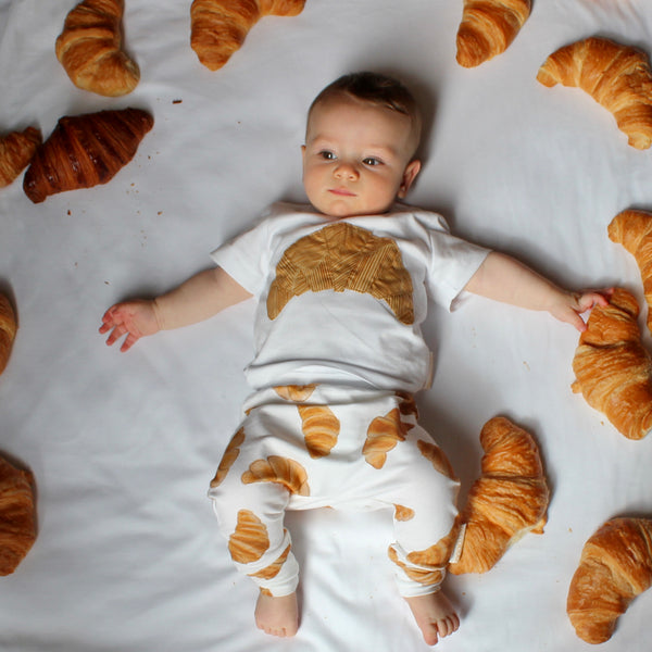 CROISSANT baby tee - white
