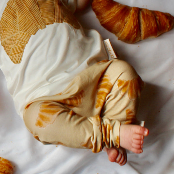 butter CROISSANT toss leggings