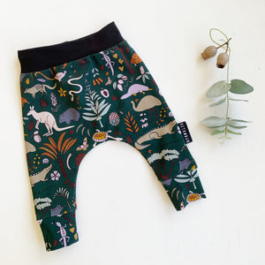 KOALA BUSHLAND harem leggings green